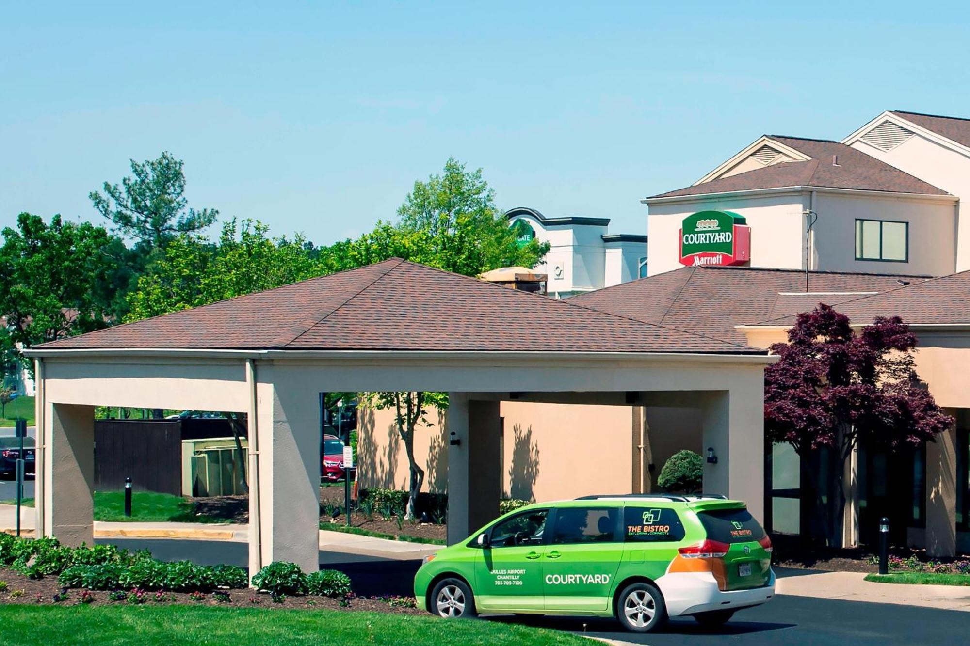 Courtyard By Marriott Dulles Airport Chantilly Exterior photo