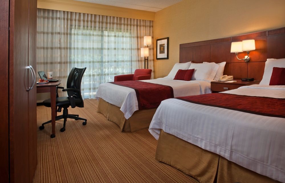 Courtyard By Marriott Dulles Airport Chantilly Exterior photo